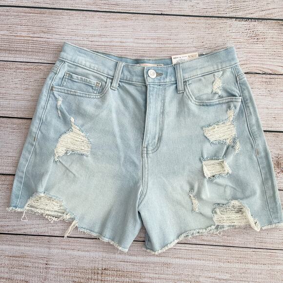 NWT SIZE 29 HIGH RISE BOYFRIEND JEAN SHORTS - Picture 1 of 4